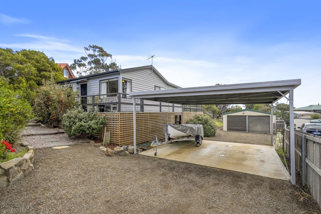 4 Chaffeys Drive, Dodges Ferry, TAS, 7173