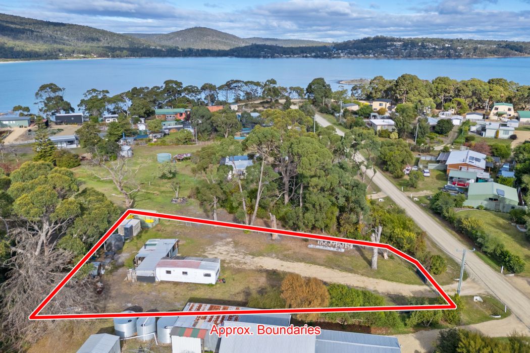 20 Beach Street, White Beach, TAS, 7184