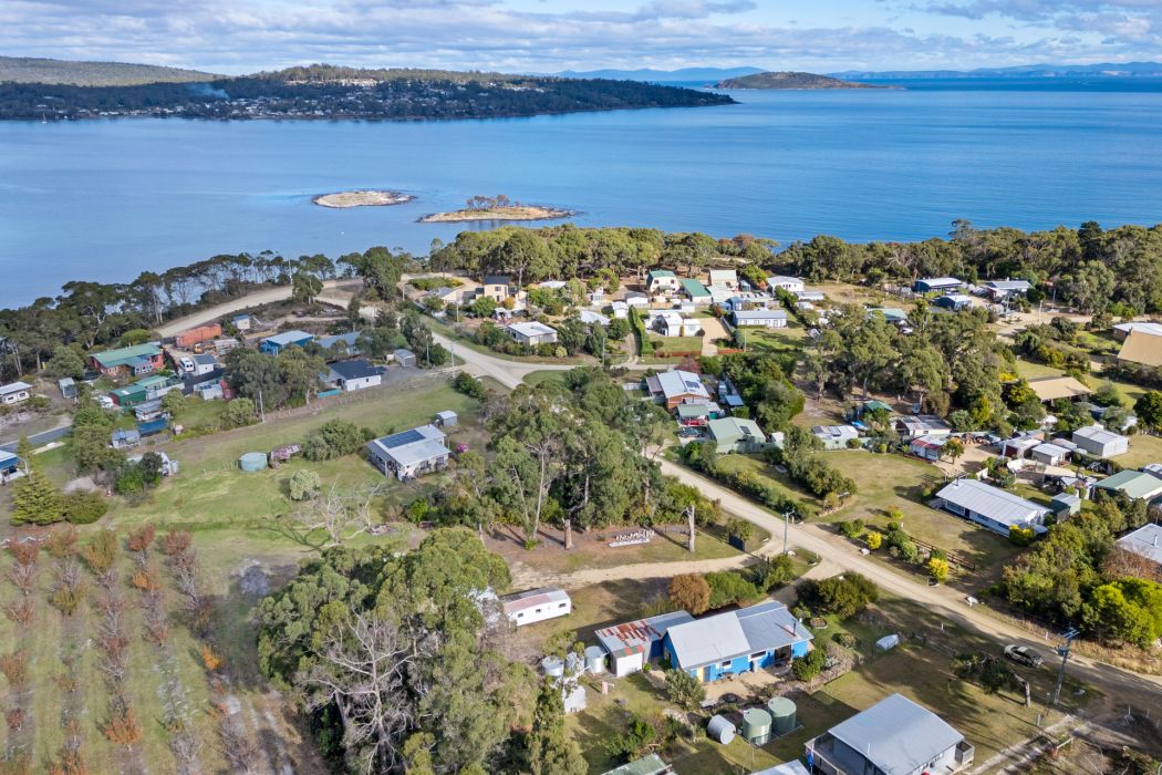 20 Beach Street, White Beach, TAS, 7184