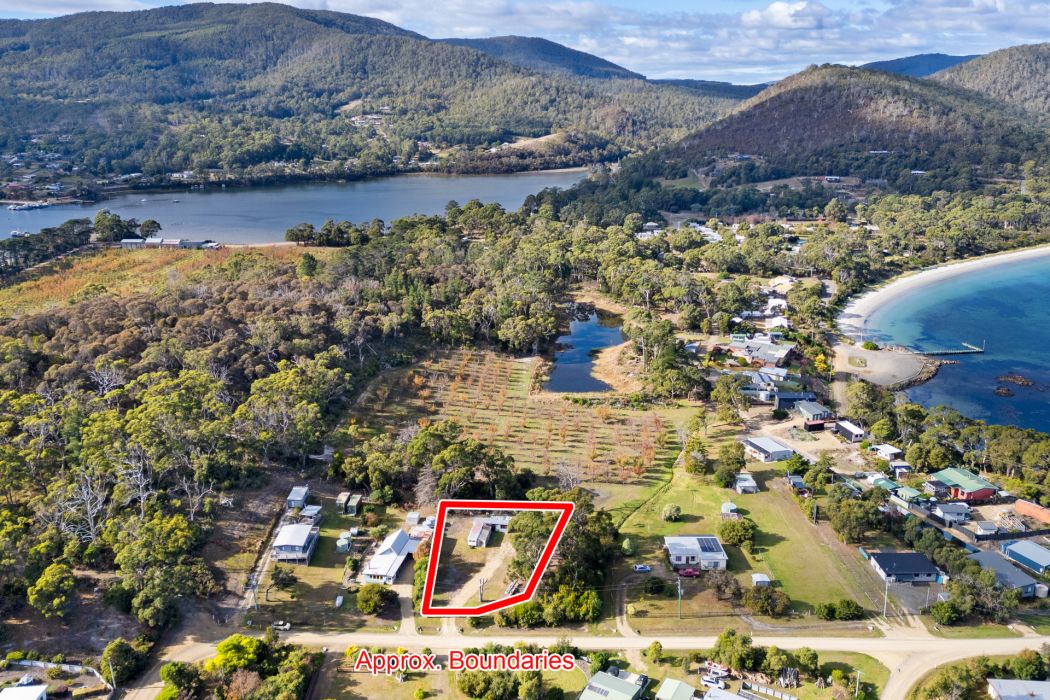 20 Beach Street, White Beach, TAS, 7184