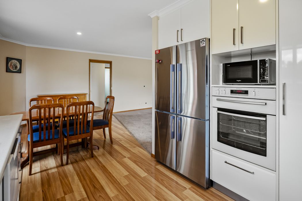 52 Winston Avenue, Seven Mile Beach, TAS, 7170