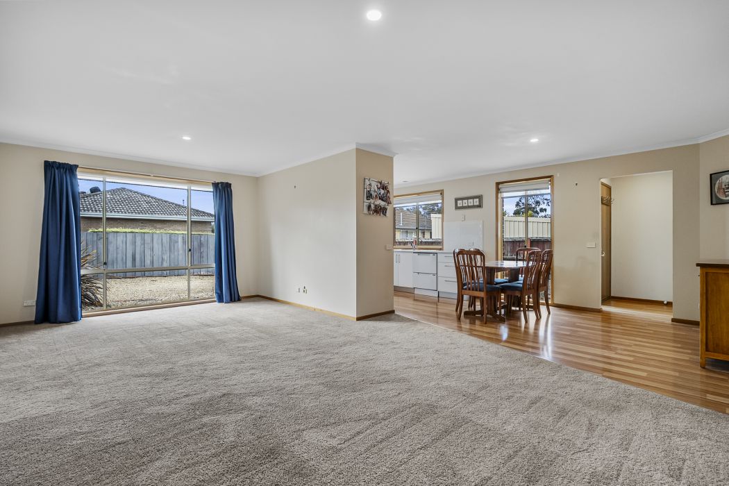 52 Winston Avenue, Seven Mile Beach, TAS, 7170