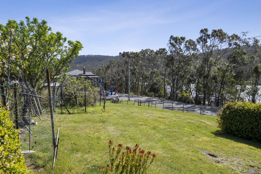 5127 Arthur Highway, Eaglehawk Neck, TAS, 7179