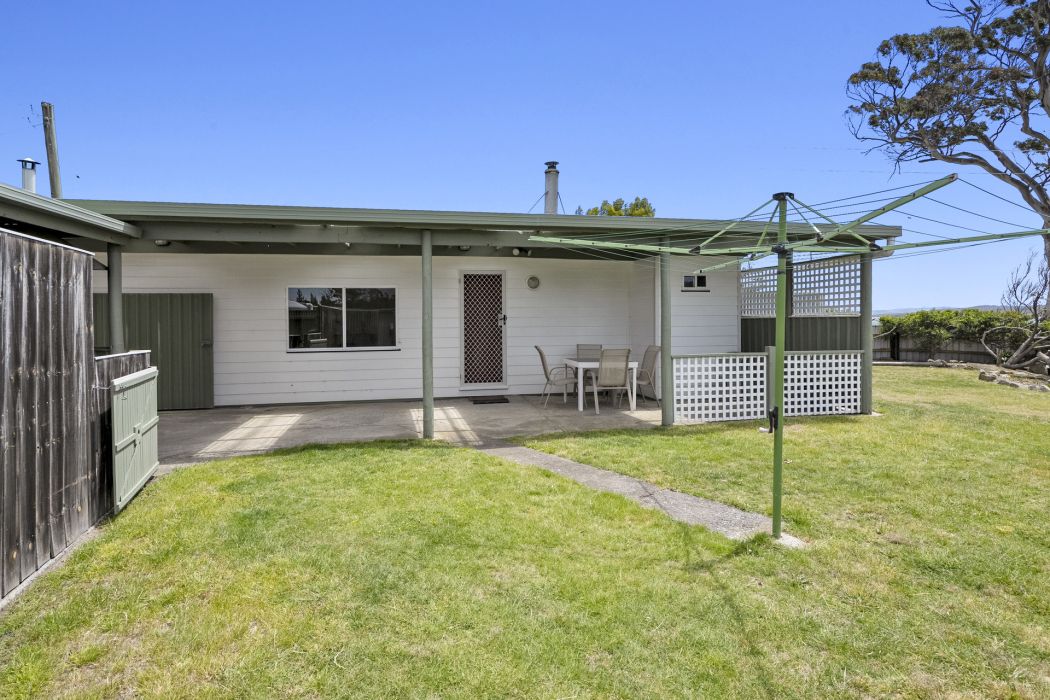 24 Sloping Main Drive, Sloping Main, TAS, 7186