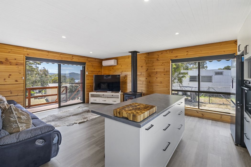 19 Fox Avenue, White Beach, TAS, 7184