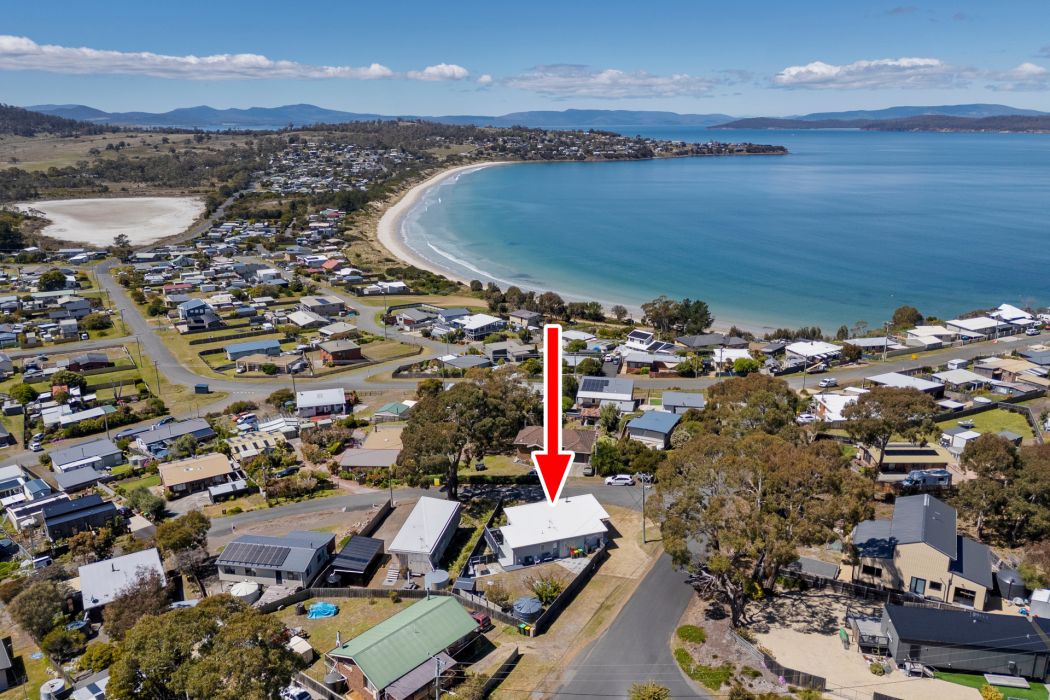 2 Little Falcon Street, Primrose Sands, TAS, 7173