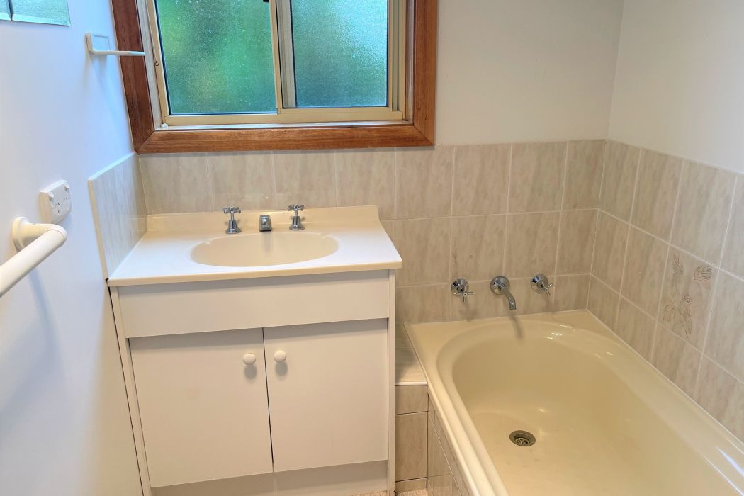 1/50 Charles Street, Orford, TAS, 7190