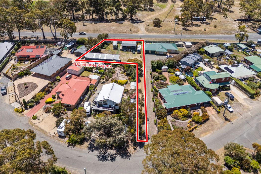 18 Sandy Point Avenue, Dodges Ferry, TAS, 7173