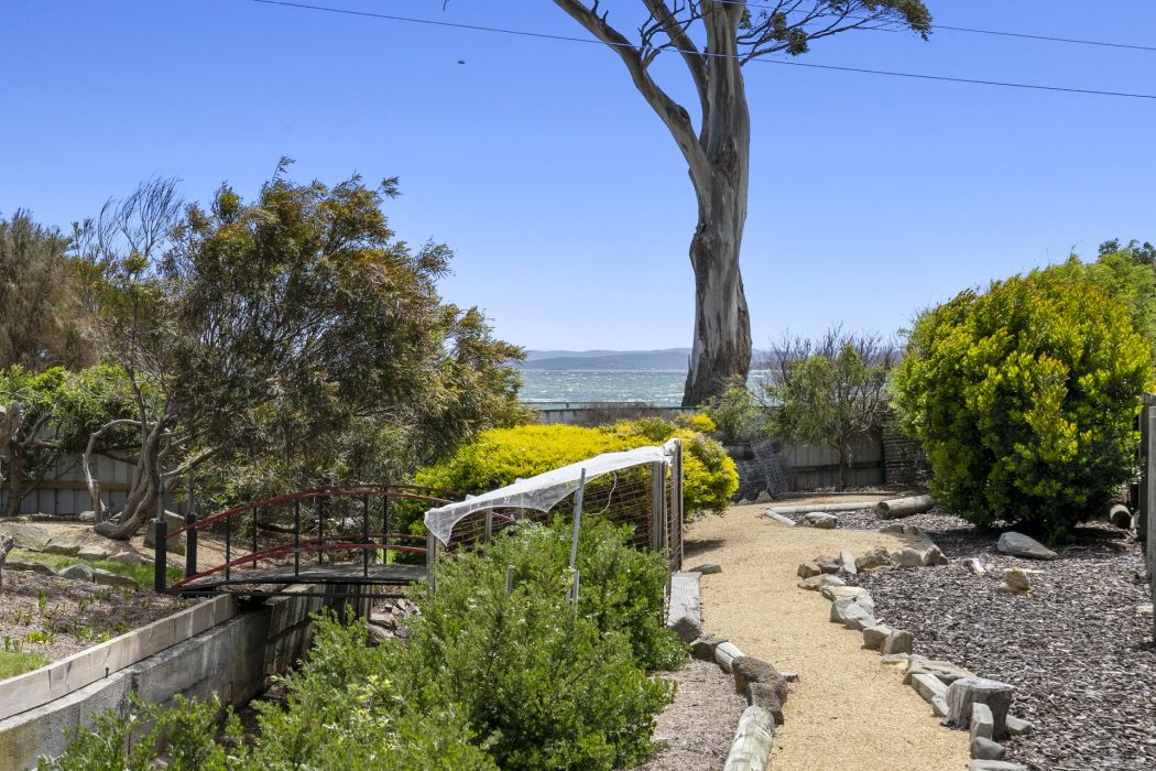 24 Sloping Main Drive, Sloping Main, TAS, 7186