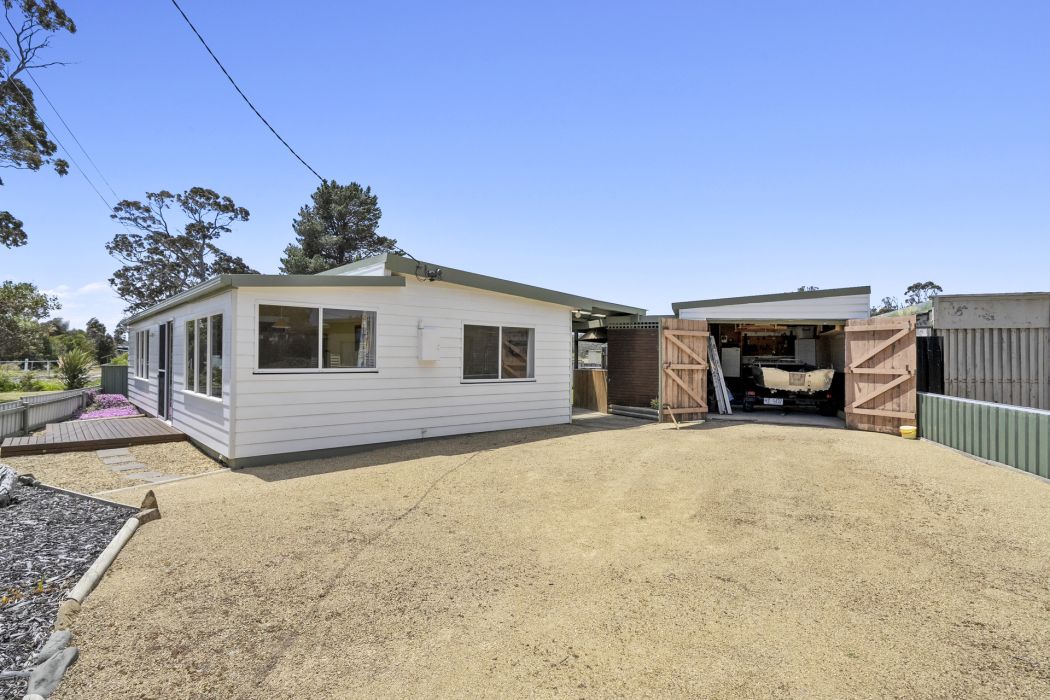 24 Sloping Main Drive, Sloping Main, TAS, 7186