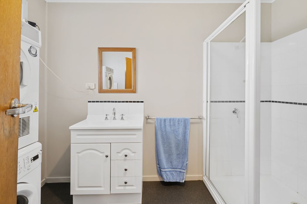 4 Chaffeys Drive, Dodges Ferry, TAS, 7173