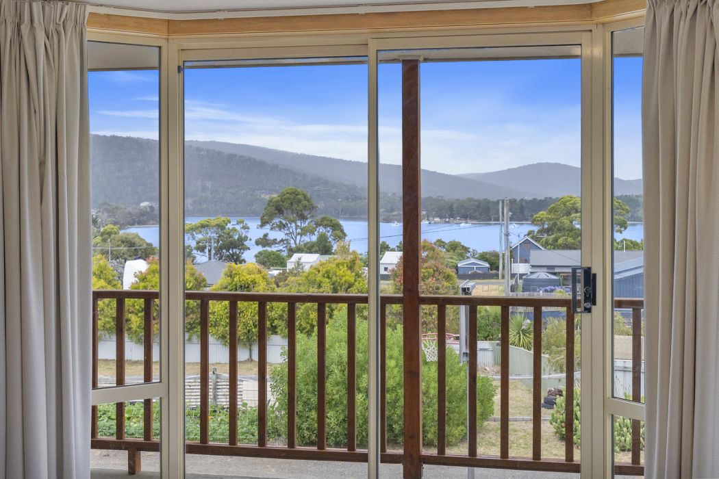 8 Peace Street, Nubeena, TAS, 7184