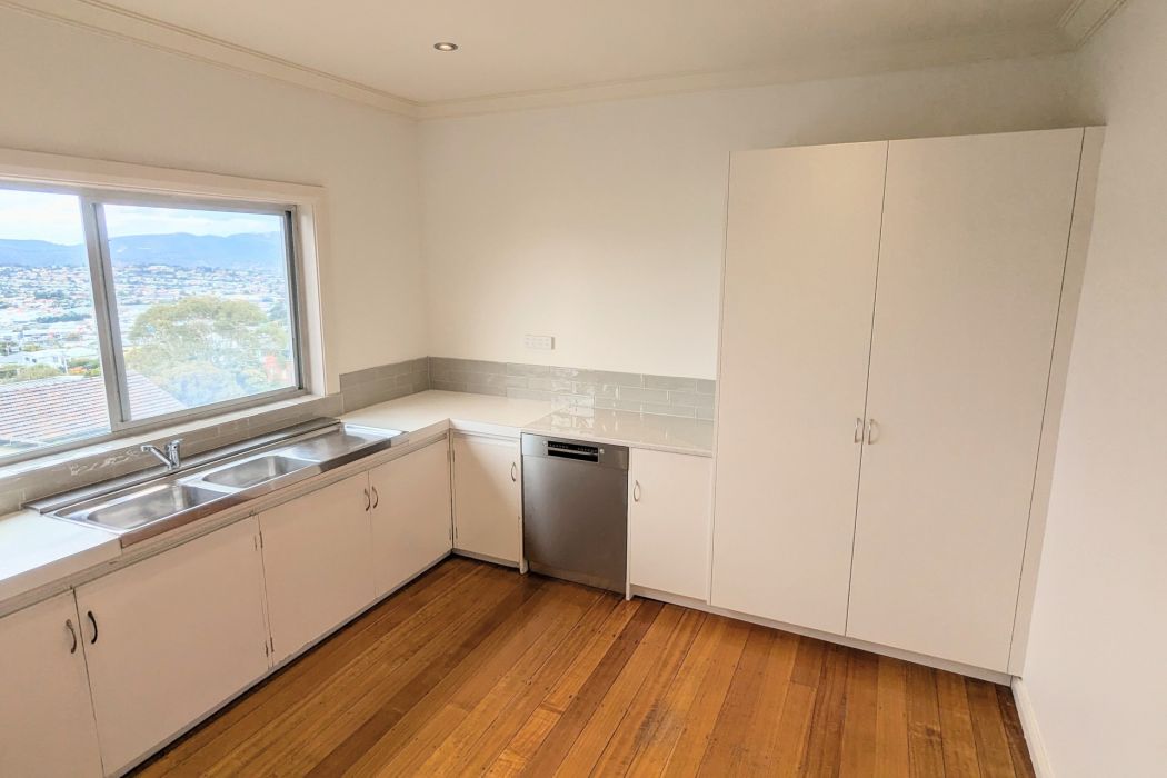 8 Beverley Grove, West Moonah, TAS, 7009