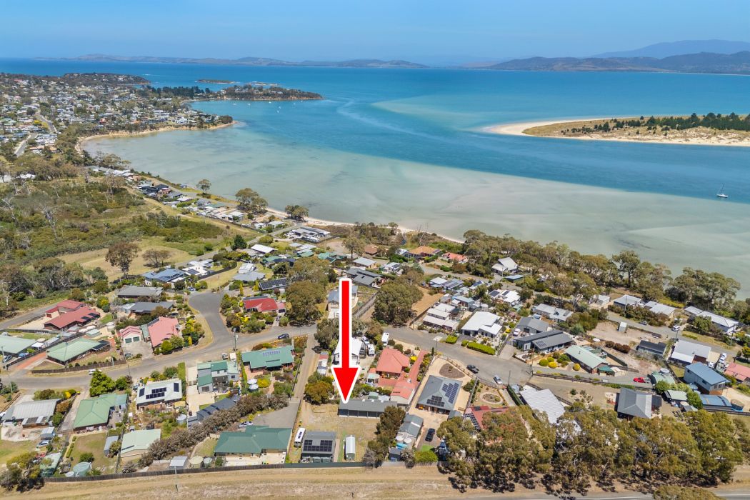 18 Sandy Point Avenue, Dodges Ferry, TAS, 7173