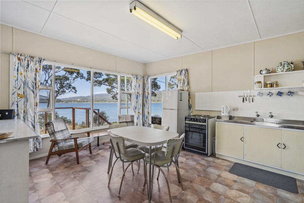 39 Batchelor Street, White Beach, TAS, 7184