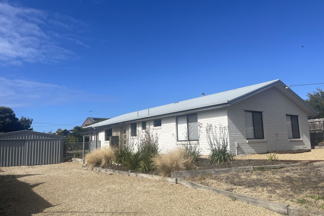 8 Dysart Street, Clifton Beach, TAS, 7020