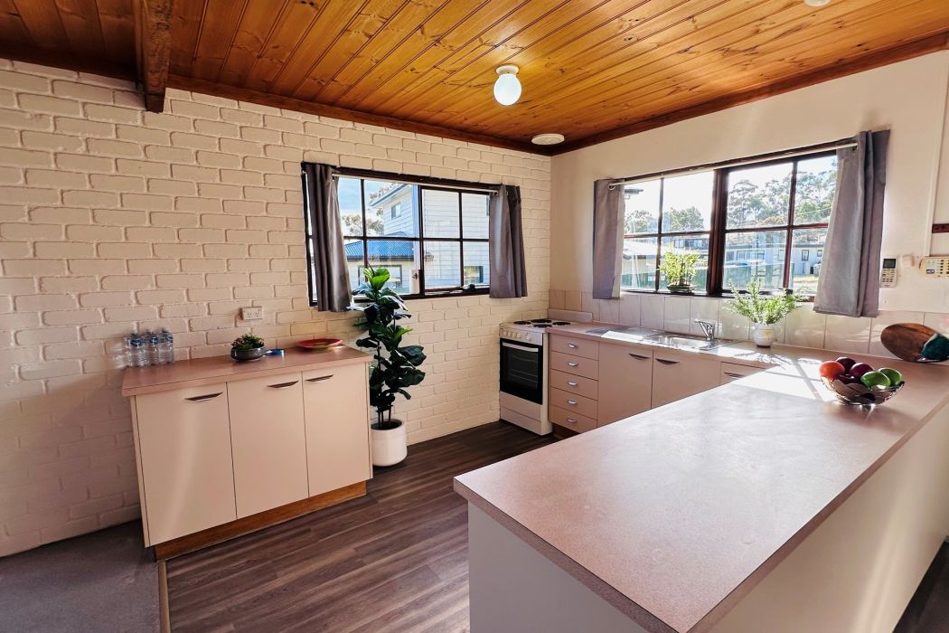 8 Oak Street, Primrose Sands, TAS, 7173