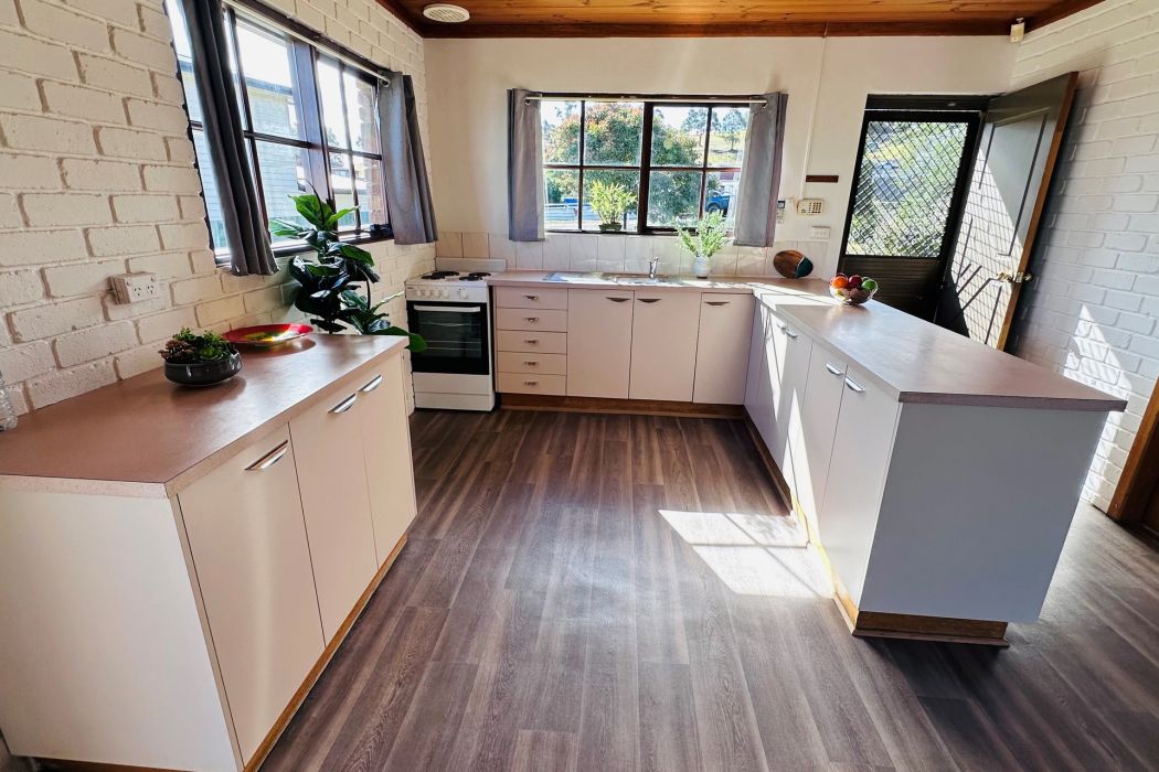 8 Oak Street, Primrose Sands, TAS, 7173
