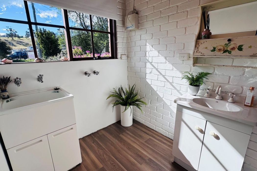 8 Oak Street, Primrose Sands, TAS, 7173
