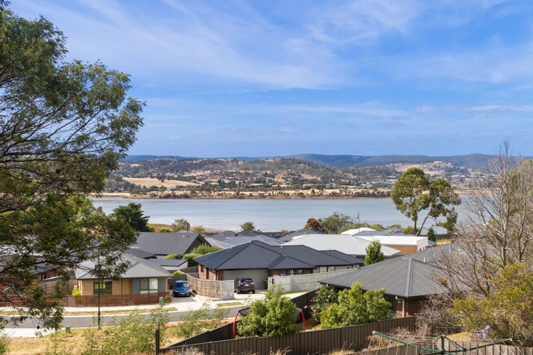 53 Reynolds Road, Midway Point, TAS, 7171