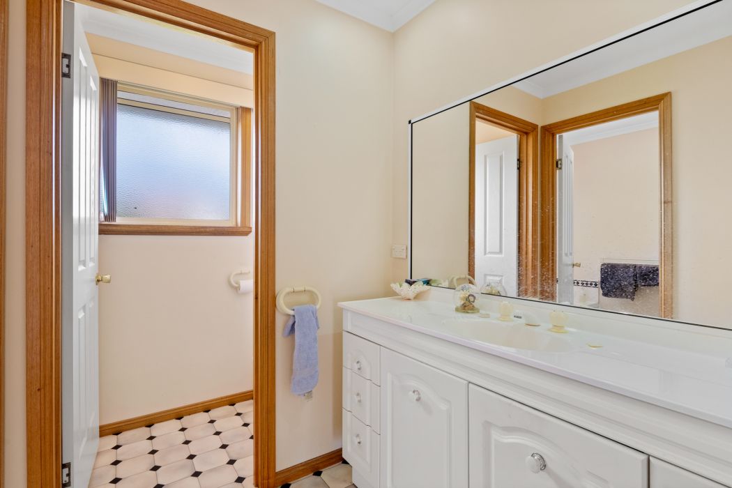 53 Reynolds Road, Midway Point, TAS, 7171