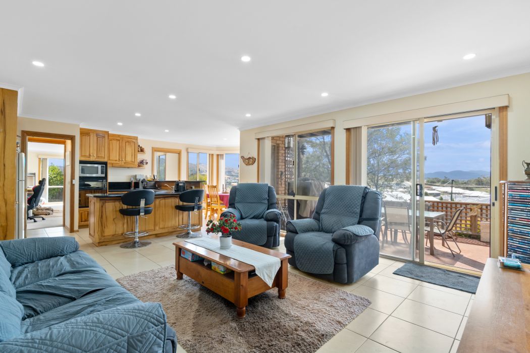 53 Reynolds Road, Midway Point, TAS, 7171