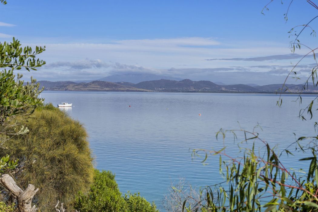 39 Fourth Avenue, Dodges Ferry, TAS, 7173