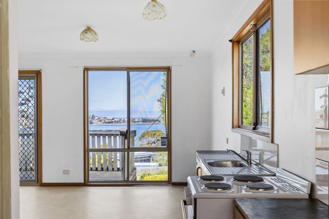 35 Sea Eagle Road, Primrose Sands, TAS, 7173