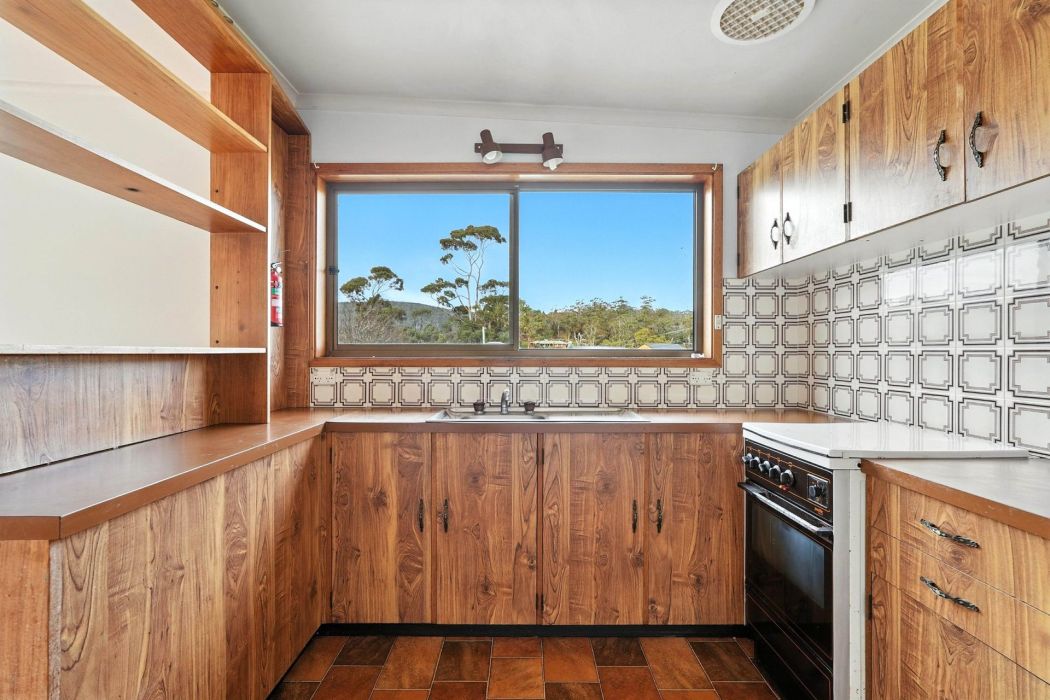 Unit 2/5 Batchelor Street, White Beach, TAS, 7184