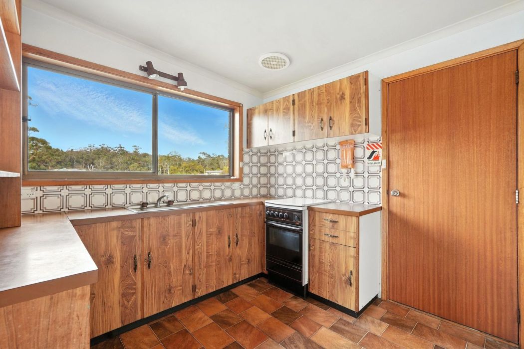 Unit 2/5 Batchelor Street, White Beach, TAS, 7184