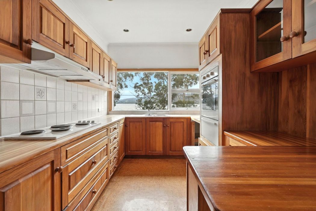 Unit 1/5 Batchelor Street, White Beach, TAS, 7184