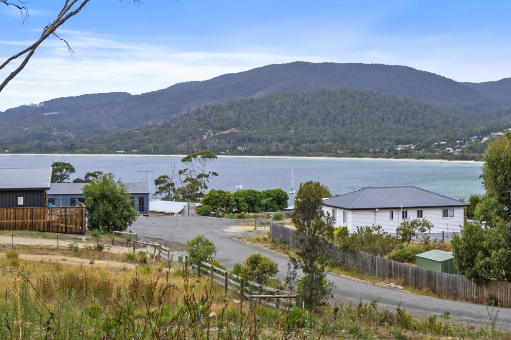 9 Mola Court, White Beach, TAS, 7184