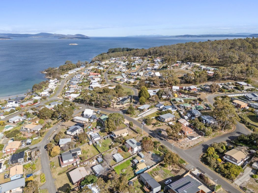 7 Falcon Street, Primrose Sands, TAS, 7173